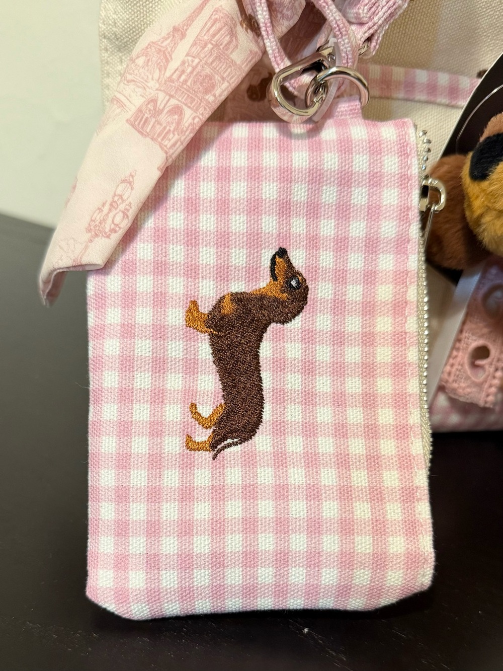*Rare* Madden Girl Pink Gingham and Dachshund Canvas Tote Bag - Picture 5 of 7